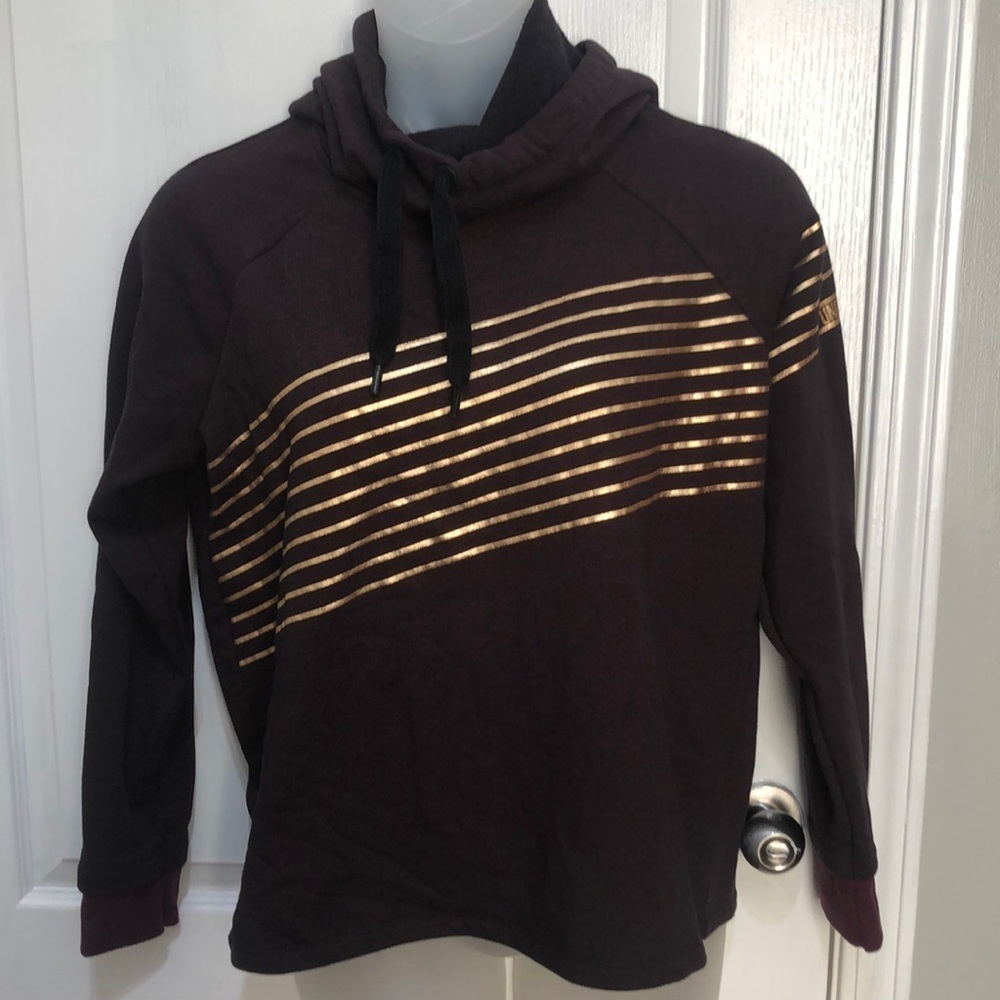 Under Armour sweatshirt